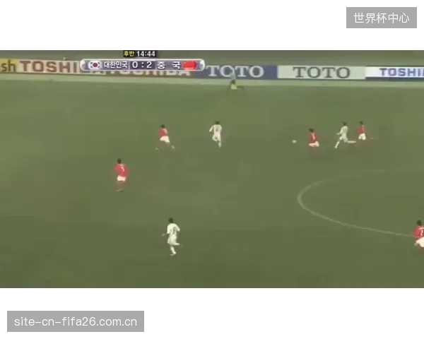 守田英正将与远藤航组成中场屏障，限制对手在禁区外的远射尝试。